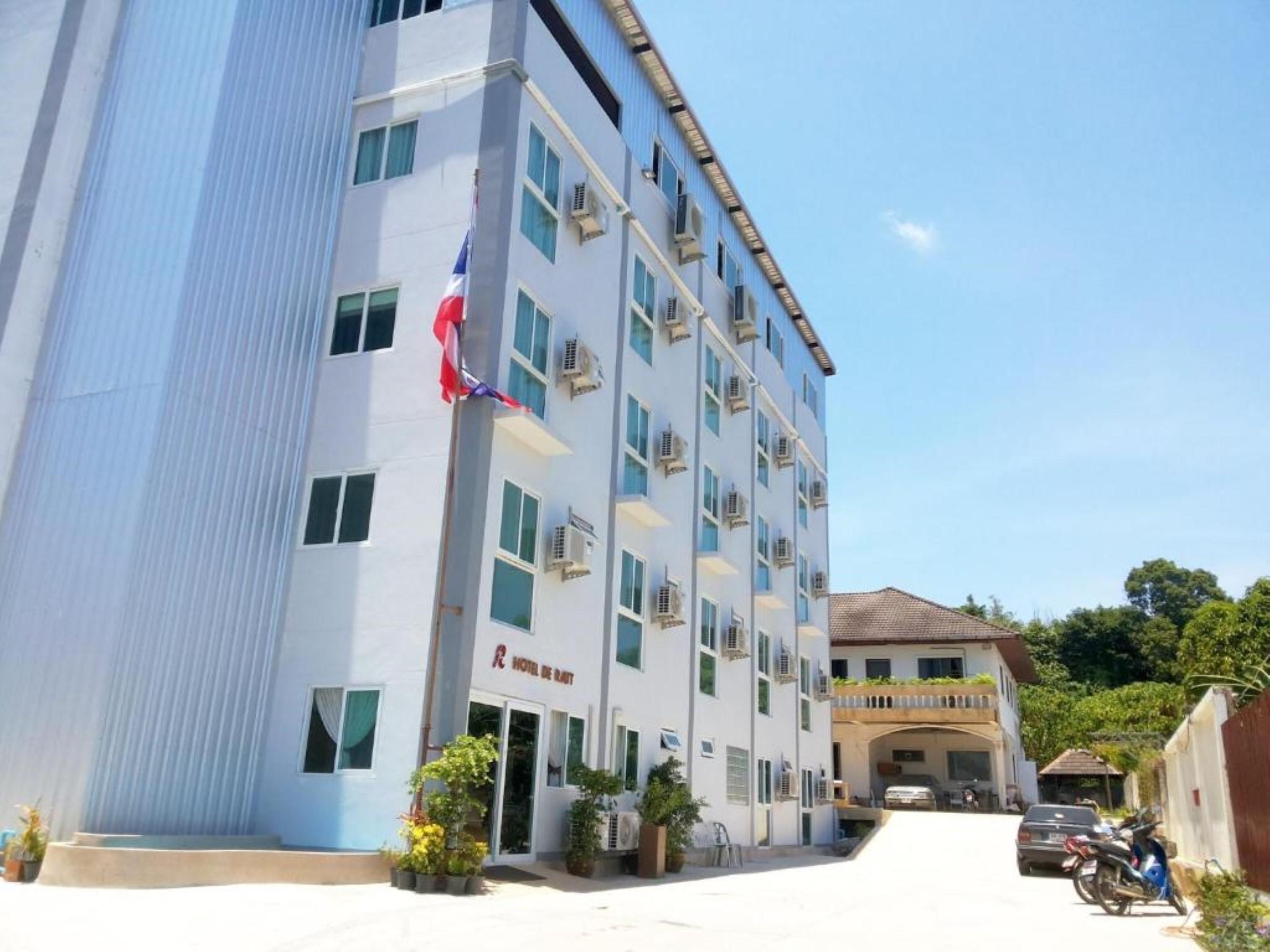Ruan Plaisoi Apartment Банкок Екстериор снимка