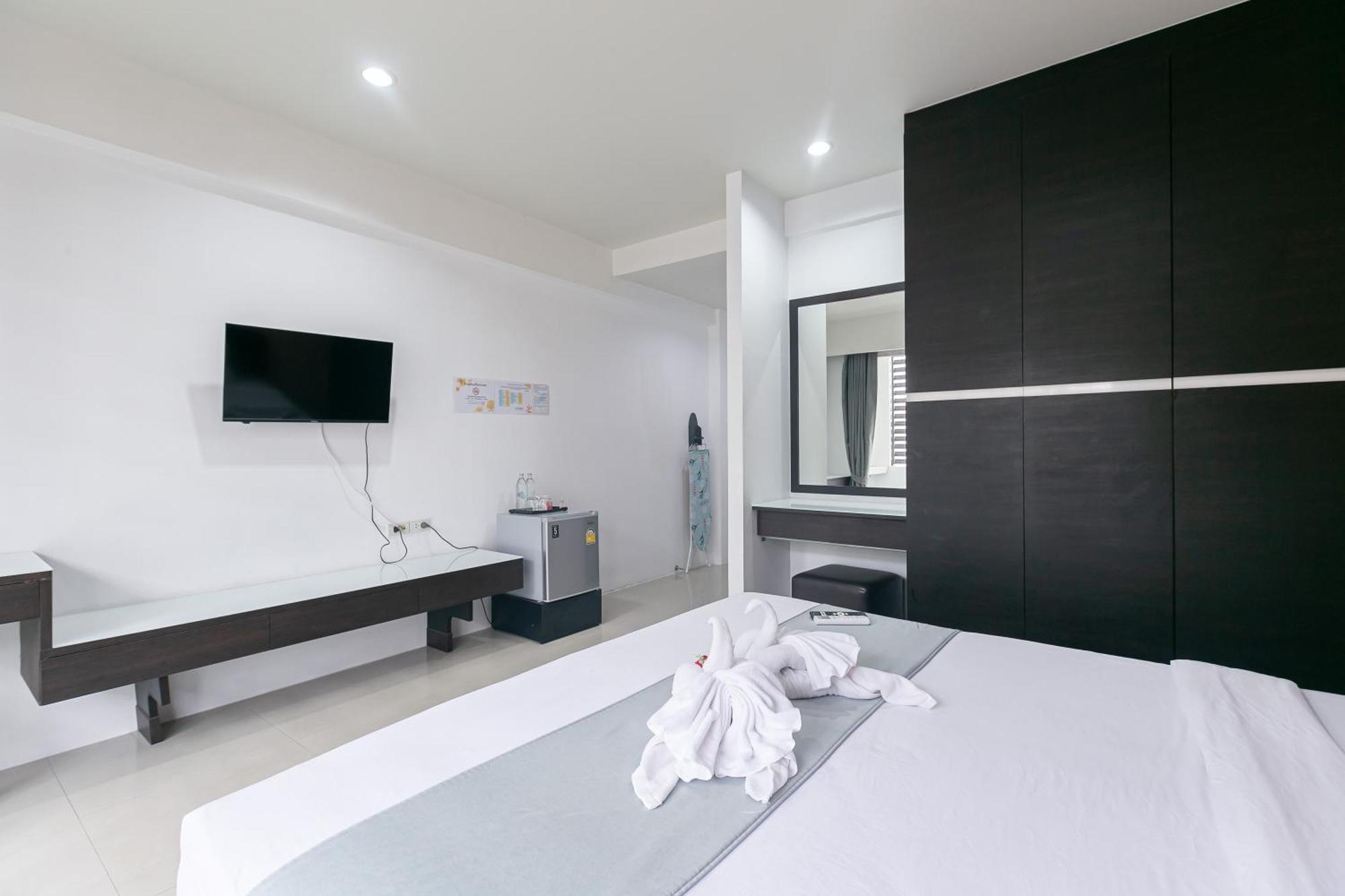 Ruan Plaisoi Apartment Банкок Екстериор снимка